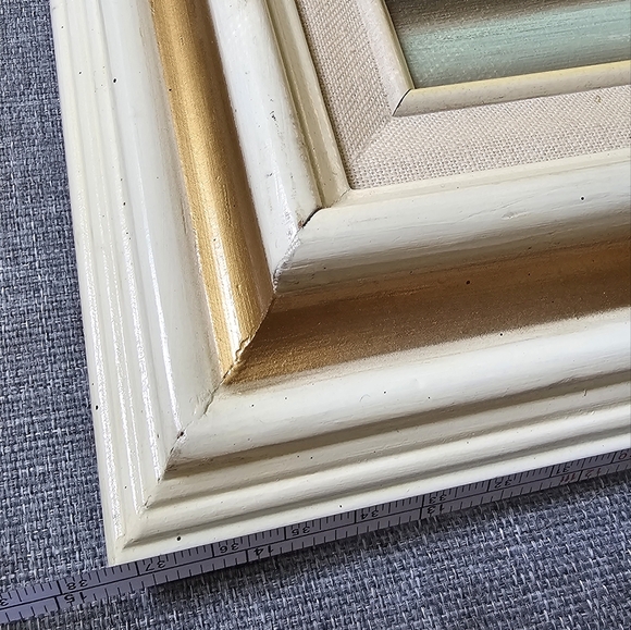 Cottage Country Floral Vintage Oil Painting in Wood Cream Frame - Picture 6 of 6